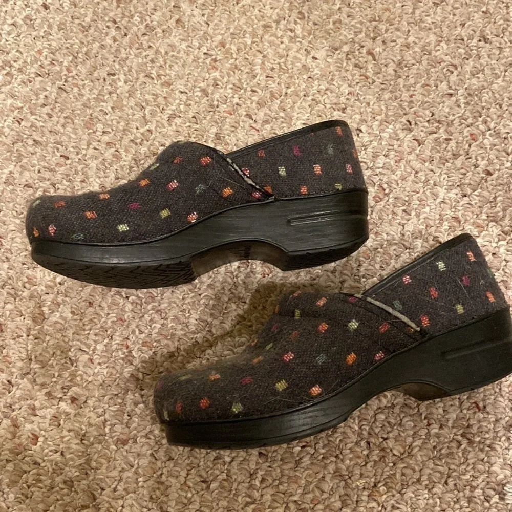 Dansko clogs - Picture 2 of 3